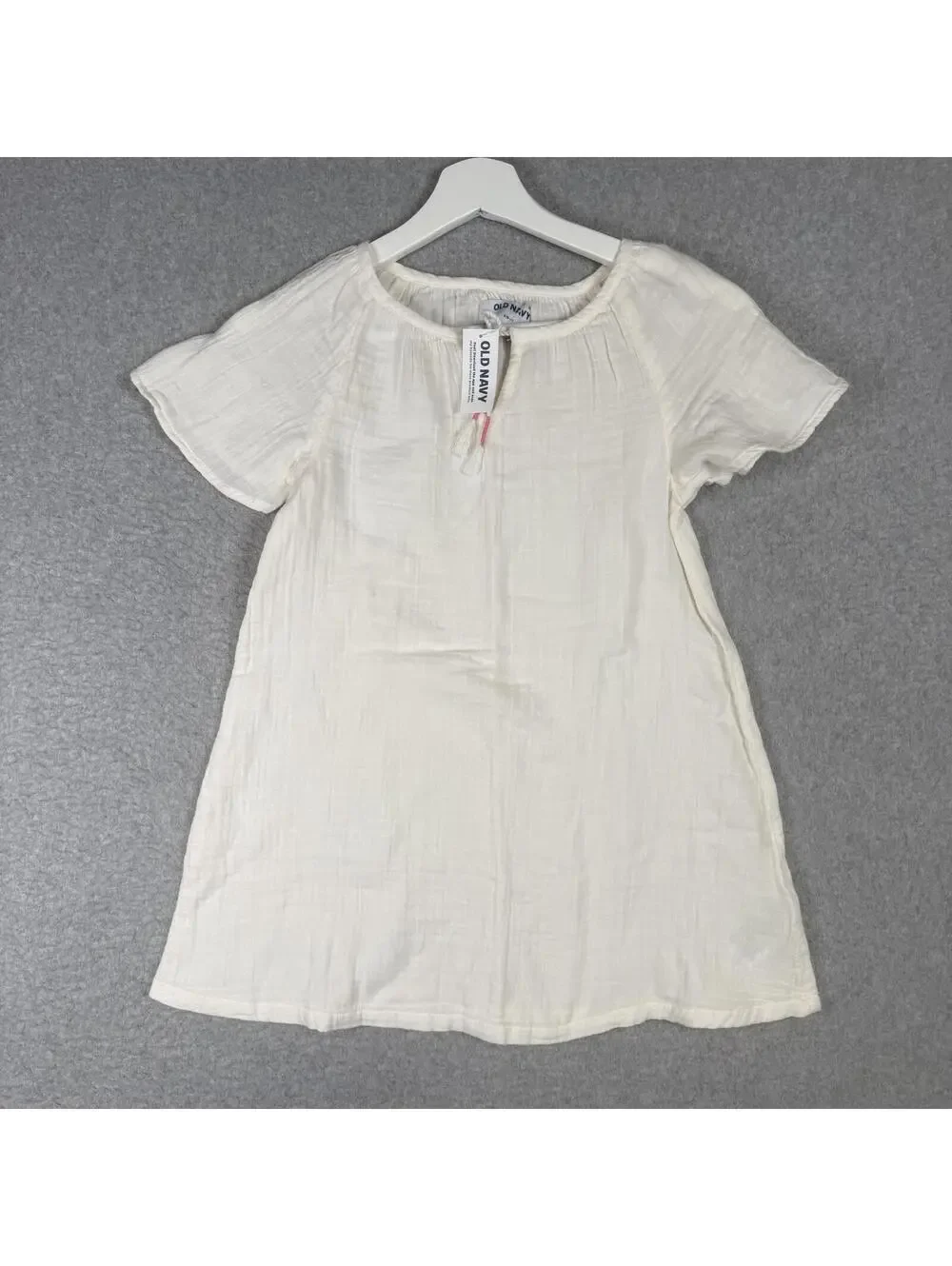 Brand New Old Navy girls 6-7 off white dress